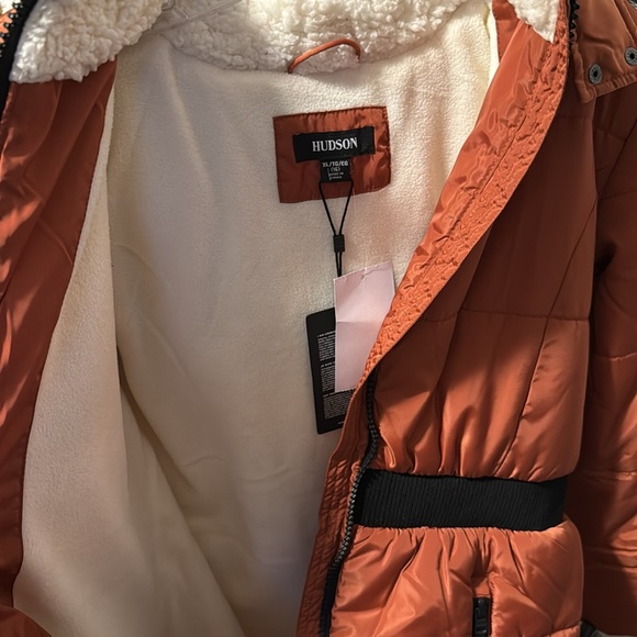 NWT Hudson Puffer Coat Faux Fur Trim in Baked Clay fleece lined.  Fits women XS - Picture 7 of 16